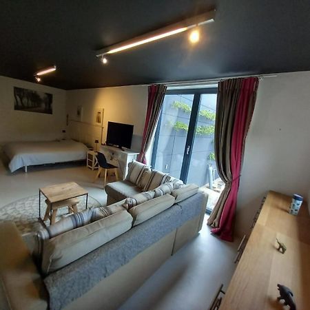 Bed and Breakfast Chez Olivier Вавр Екстер'єр фото